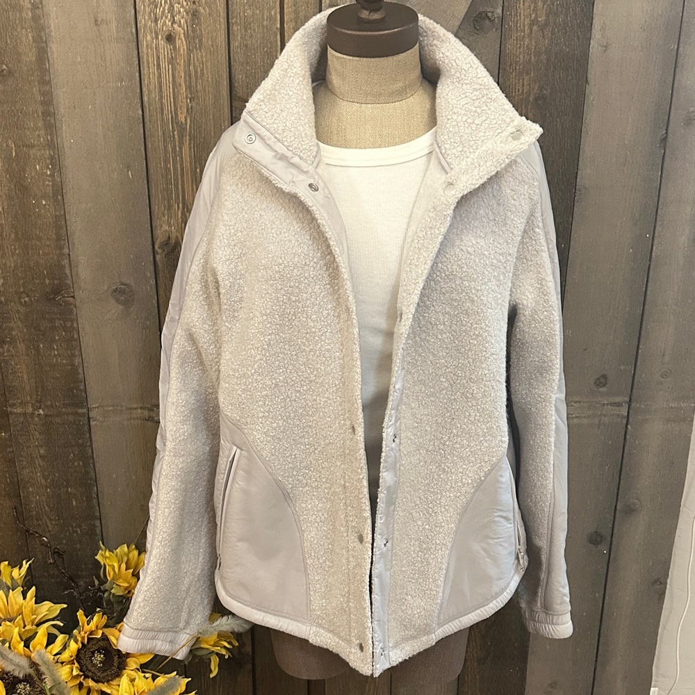 lululemon athletica Cozy Sherpa Jacket